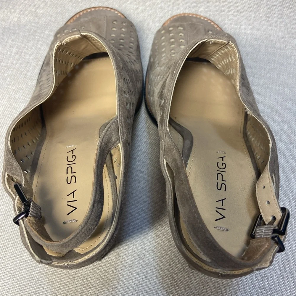 VIA SPIGA Tasa Perforated Lug Sole Slingback Heels Sandals Size 8,5M
